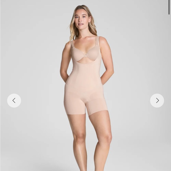 Spanx Open-Bust Mid-Thigh Bodysuit Size Large - Picture 1 of 7